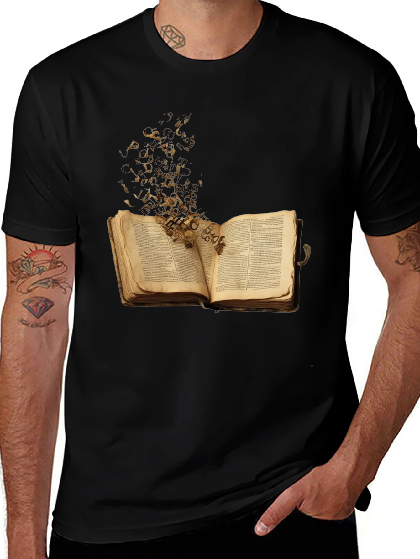 Camiseta Negra con Diseño de Libro Abierto