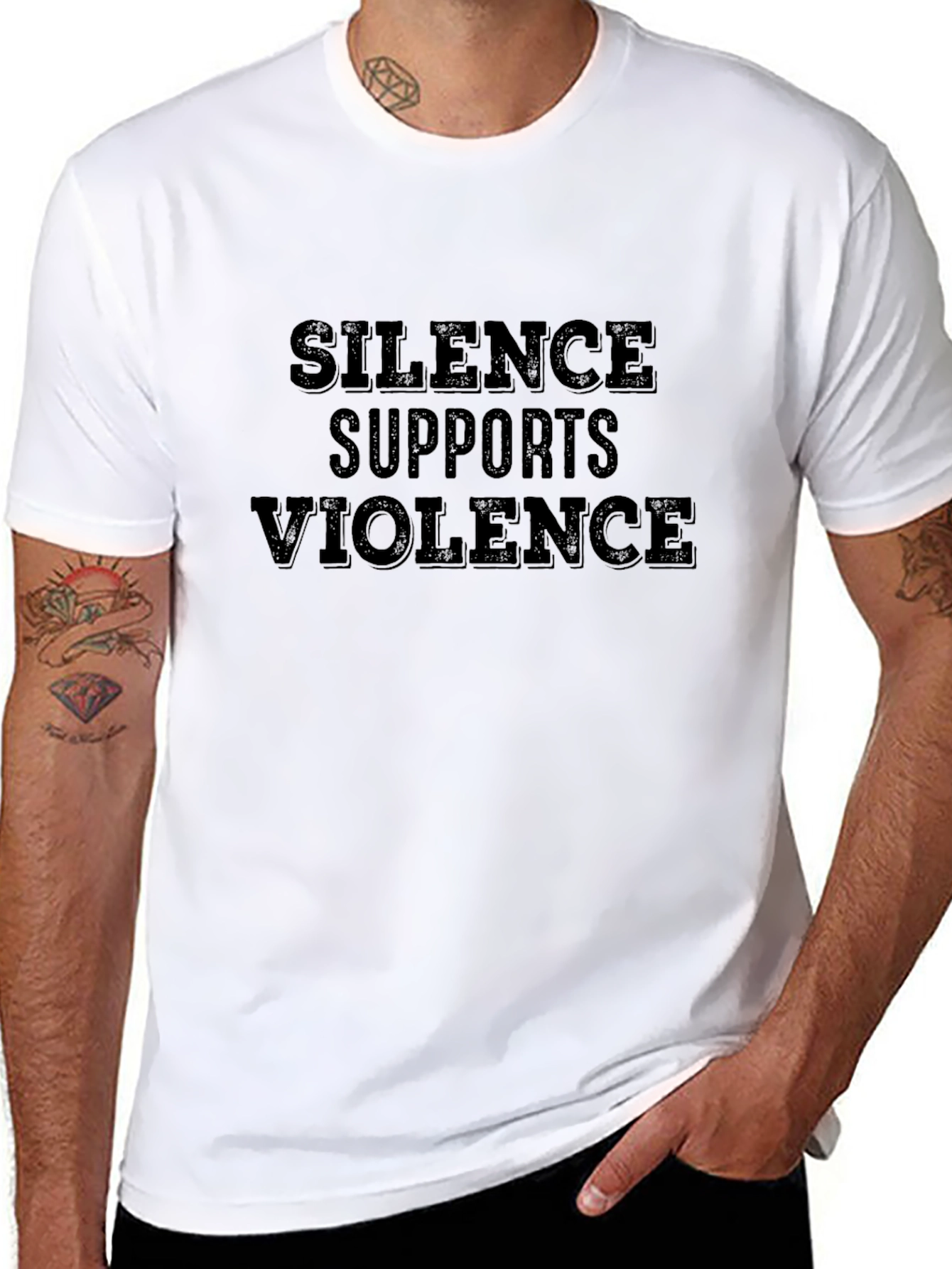 Camiseta Negra: El Silencio Apoya la Violencia