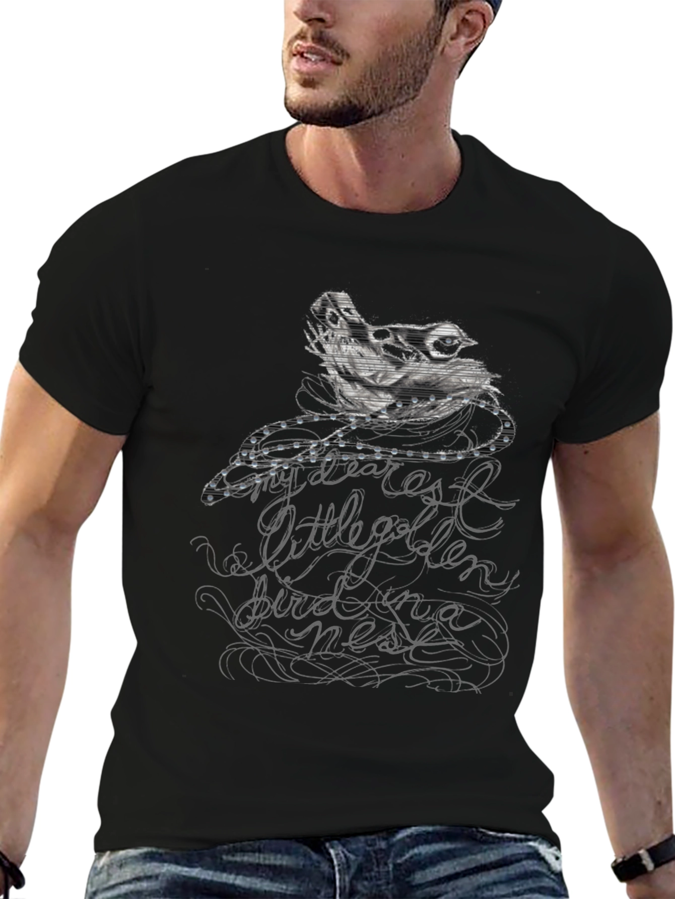 Camiseta Negra con Diseño de Pájaro y Texto Caligráfico