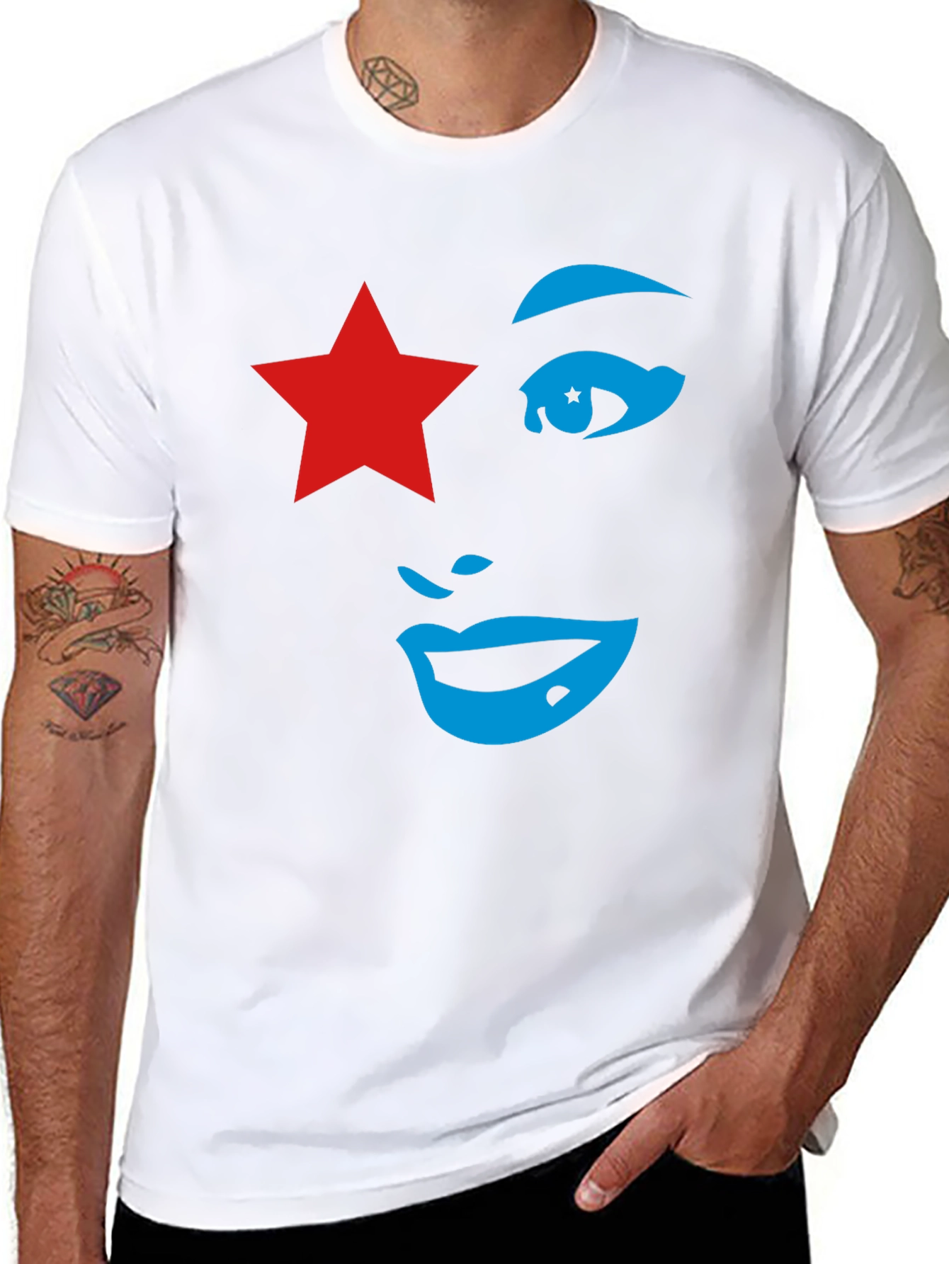 Camiseta Negra Mujer Estrella Roja y Diseño Abstracto