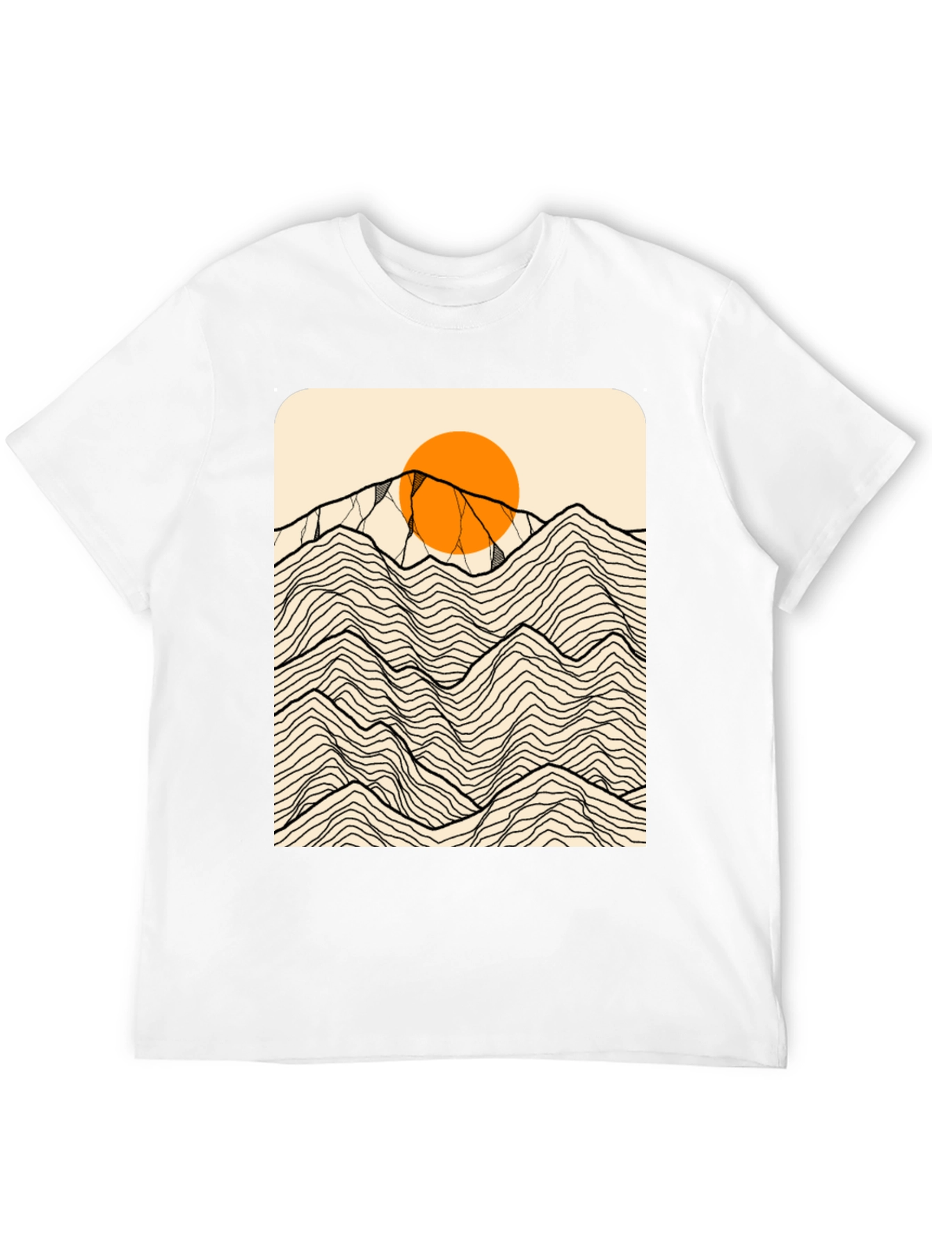 Camiseta Negra Gráfica Montañas Abstractas Sol Naranja