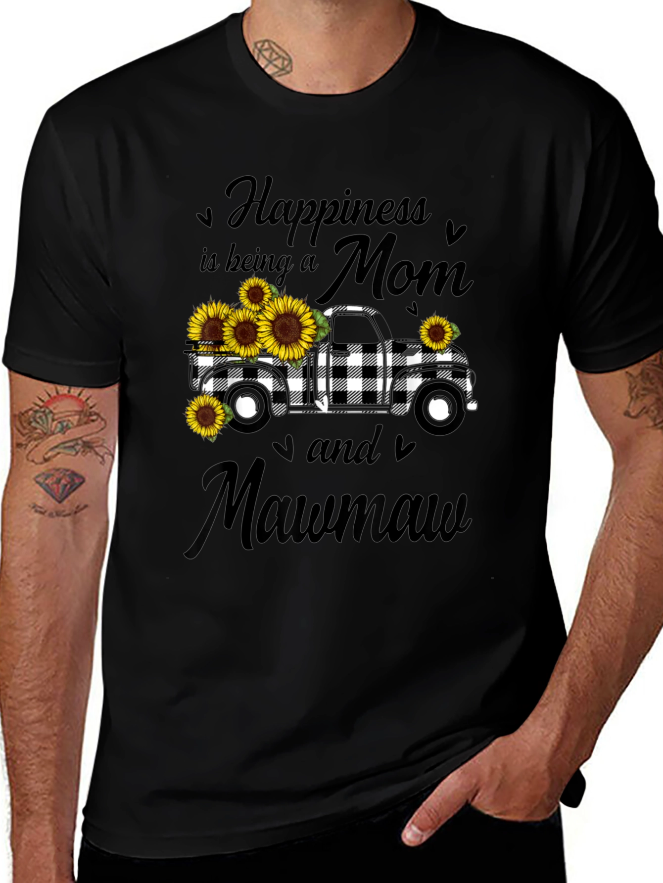 Camiseta Negra Mamá Mawmaw con Camioneta y Girasoles