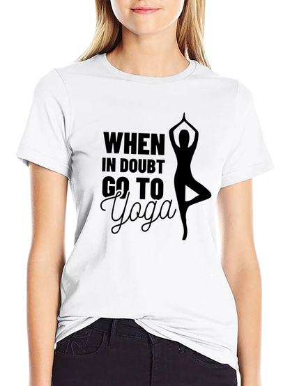 Camiseta Negra con Diseño de Yoga para Hombre