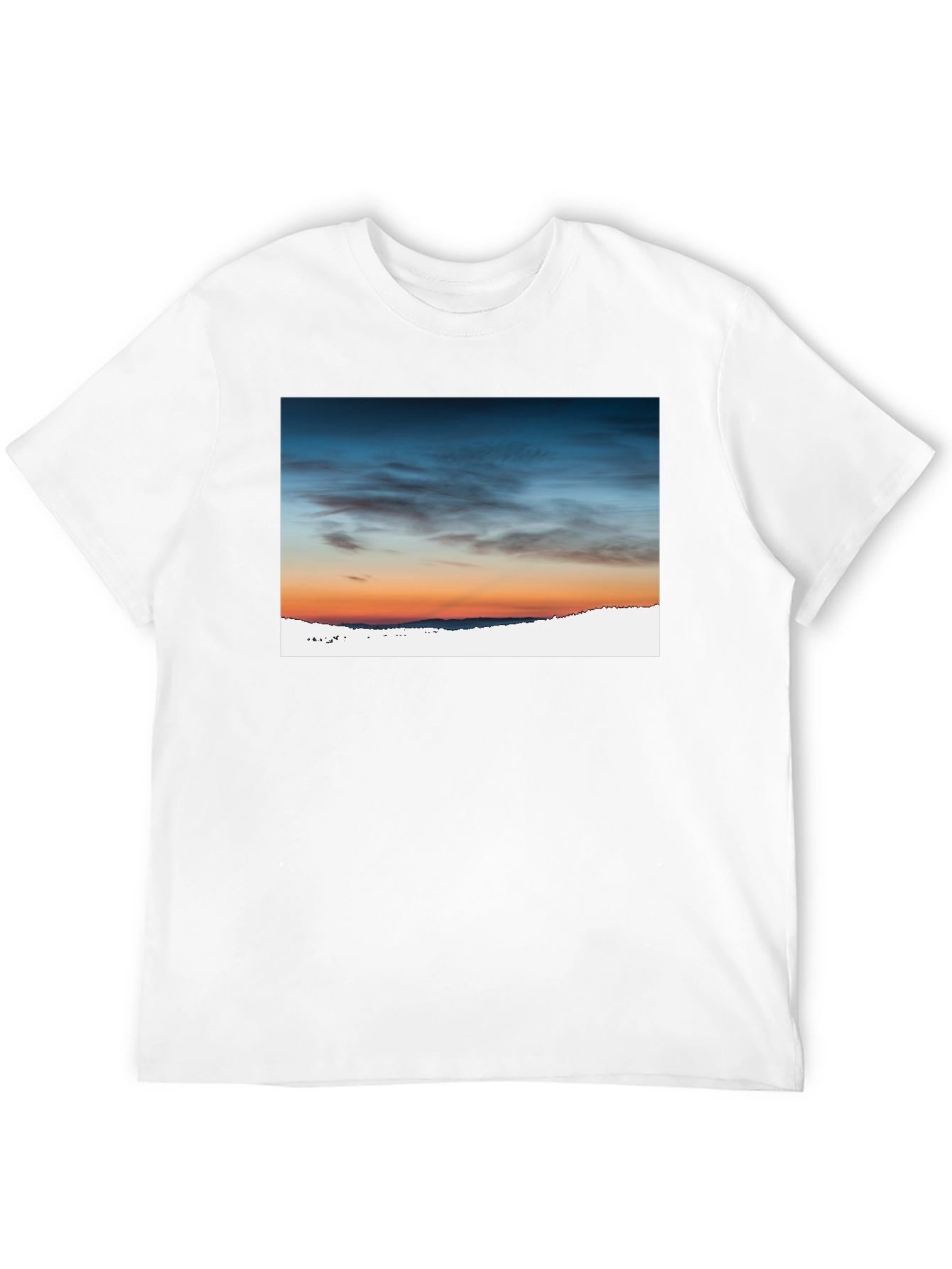 Camiseta Negra con Diseño de Cielo al Atardecer