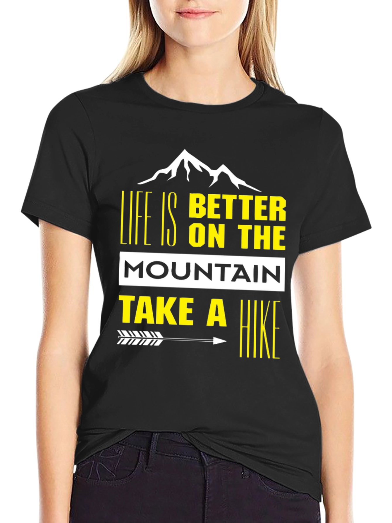 Camiseta Negra de Montaña - Aventura y Estilo