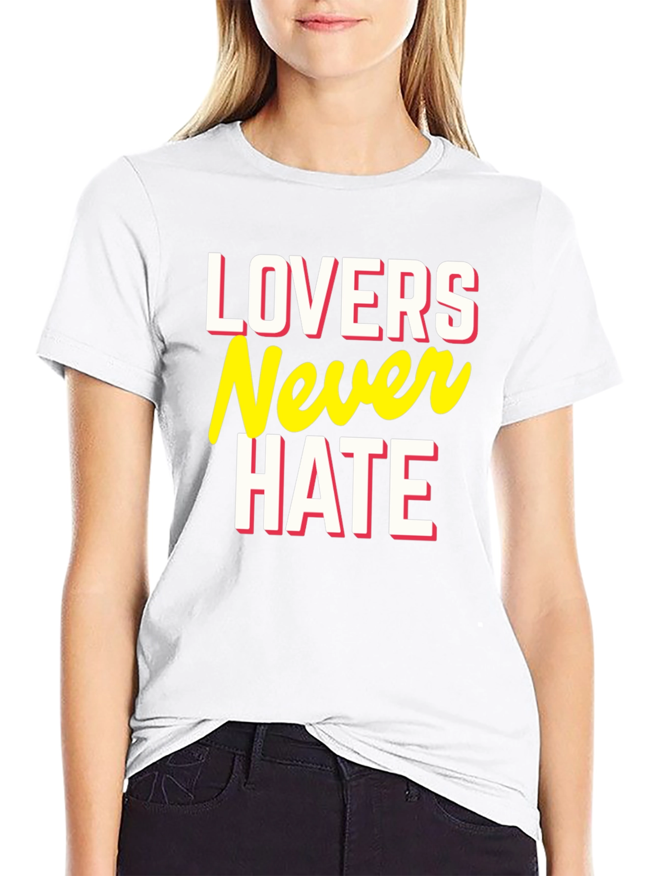 Camiseta Negra Lovers Never Hate