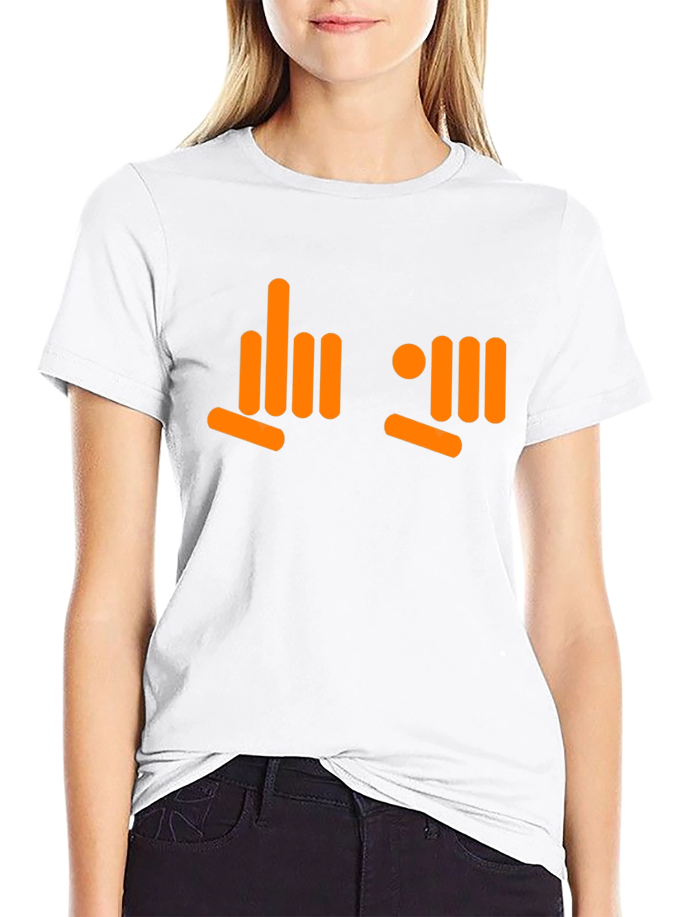 Camiseta Negra con Diseño Gráfico Naranja