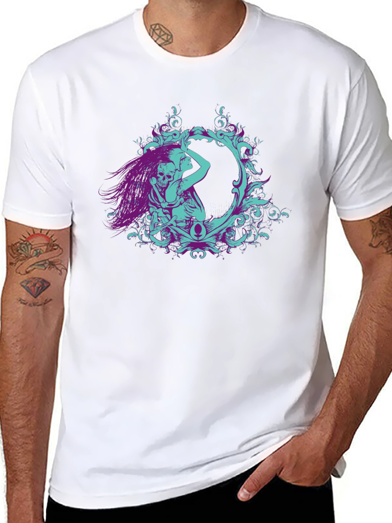 Camiseta Negra con Diseño Artístico de Esqueleto y Mujer