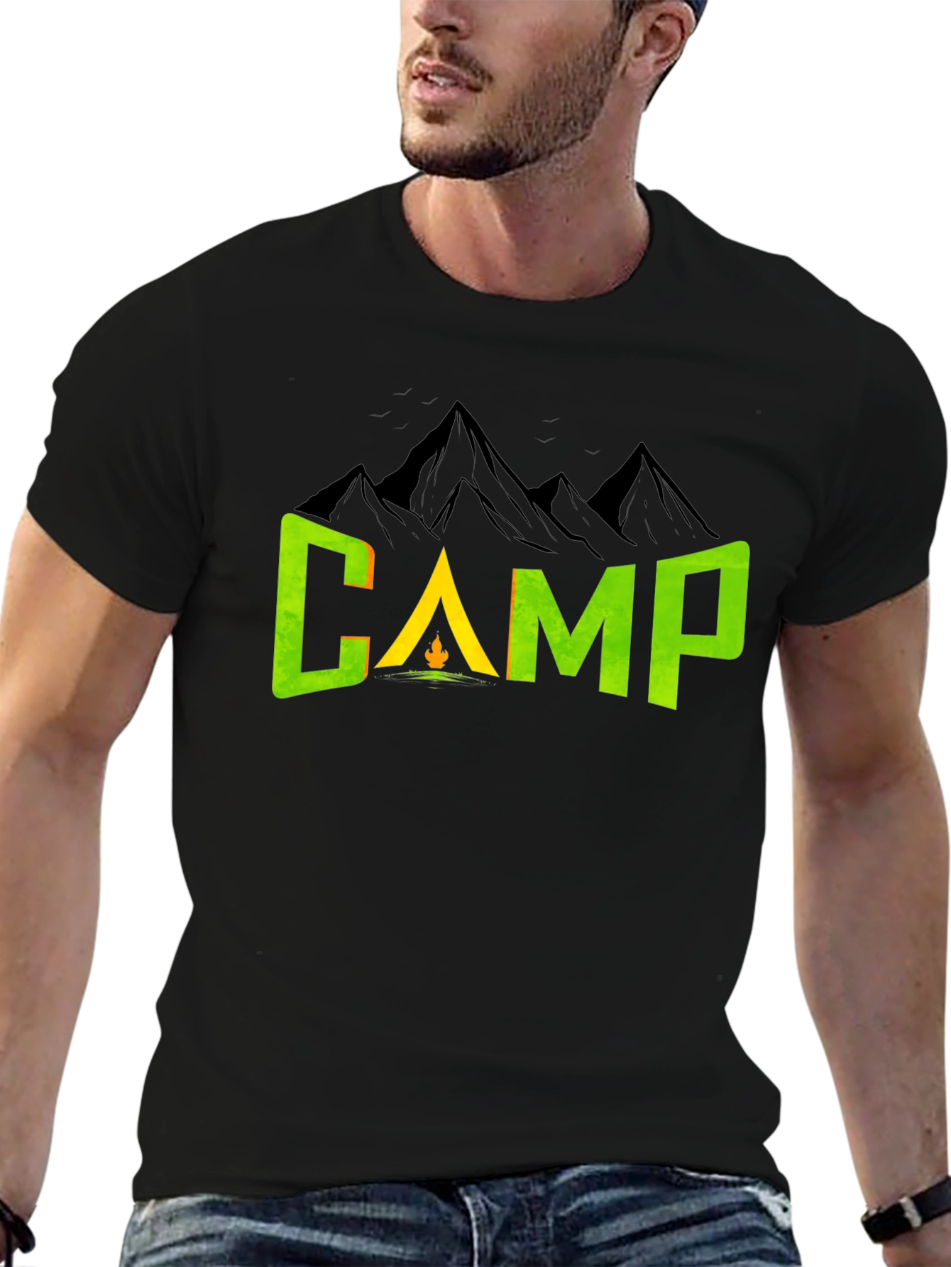 Camiseta Negra con Diseño de Camping