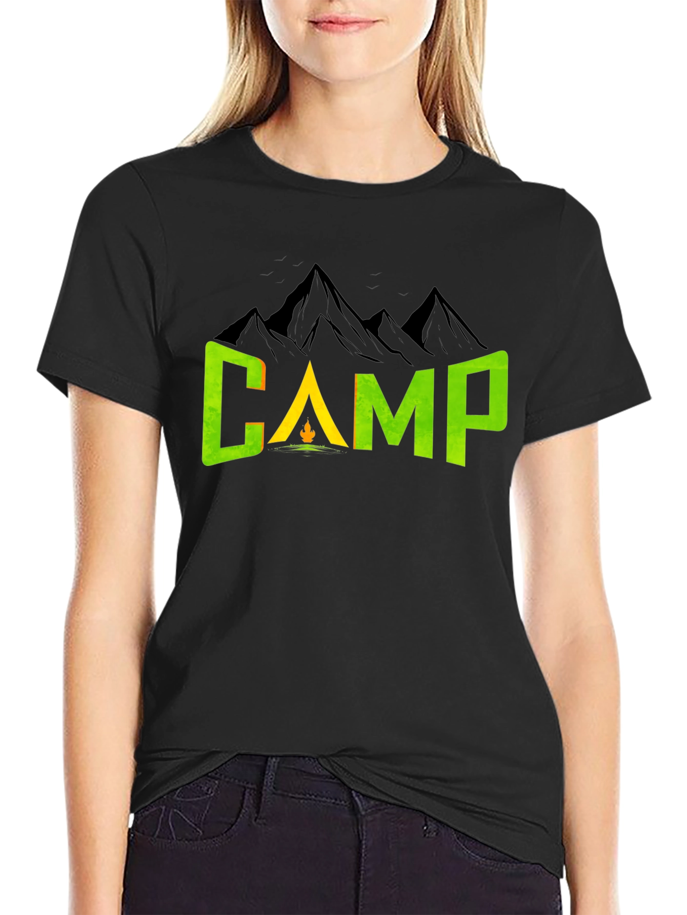 Camiseta Negra con Diseño de Camping