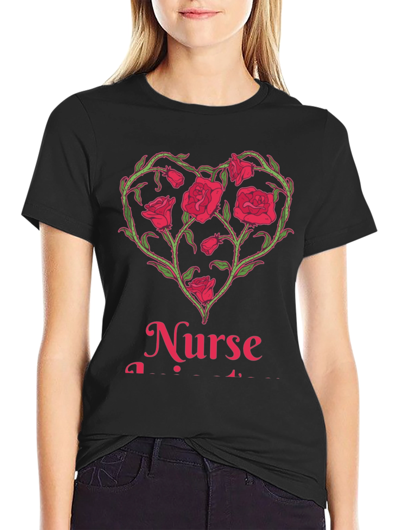 Camiseta Negra Corazón Floral Enfermera