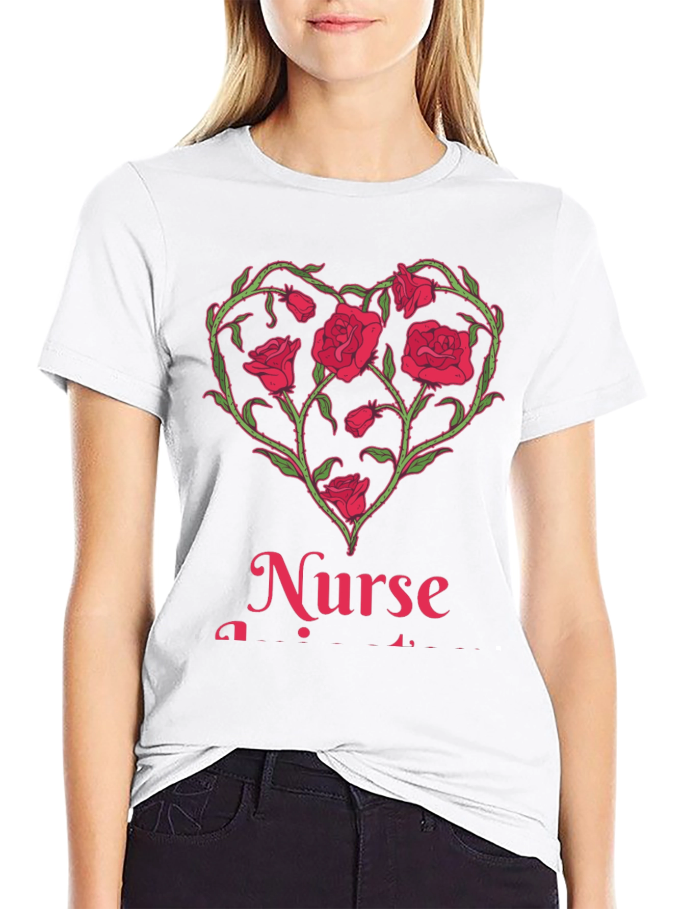 Camiseta Negra Corazón Floral Enfermera