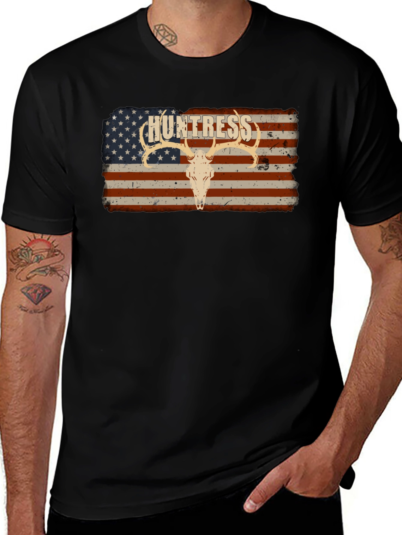 Camiseta Negra Huntress con Diseño Bandera Americana