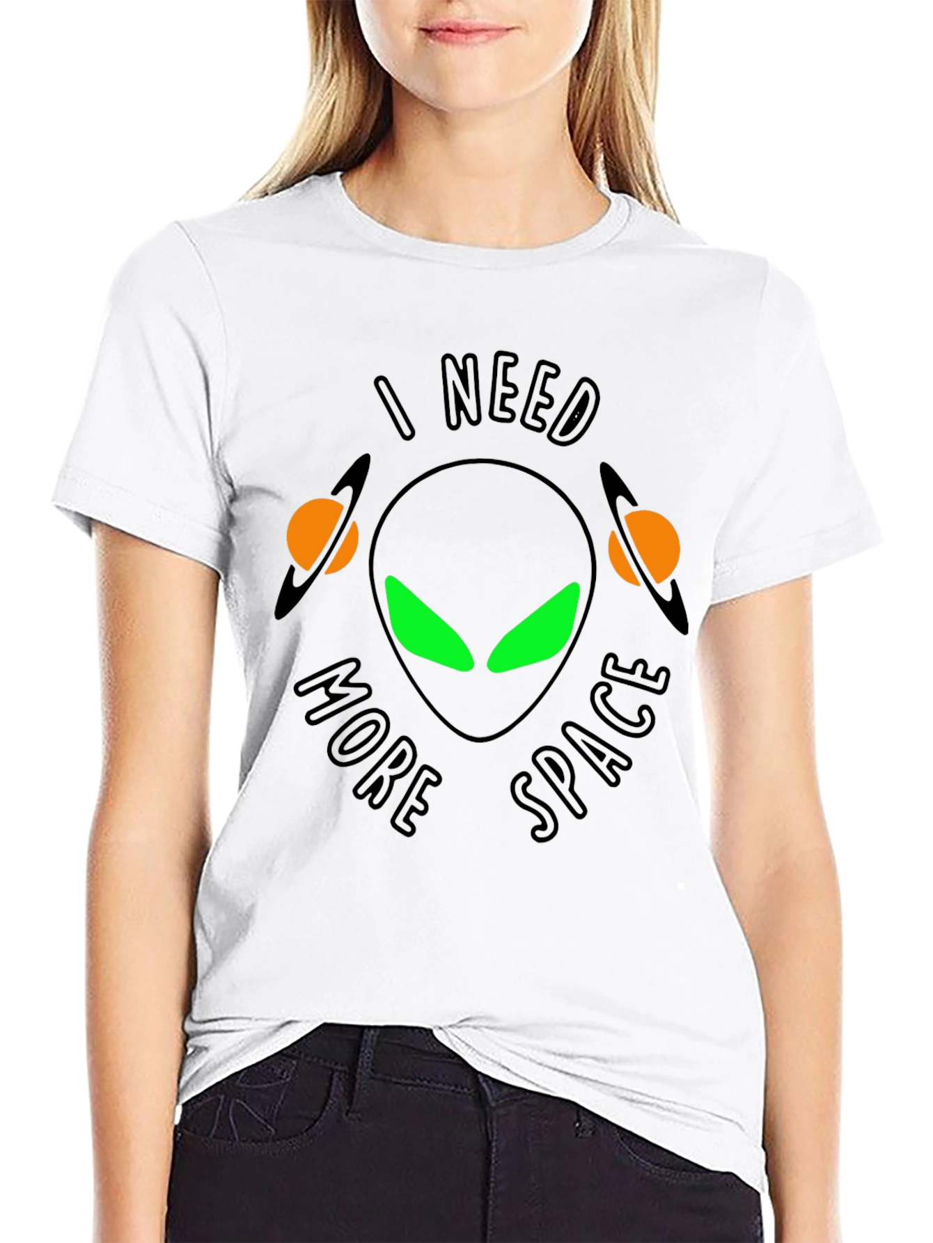 Camiseta Negra: Necesito Más Espacio