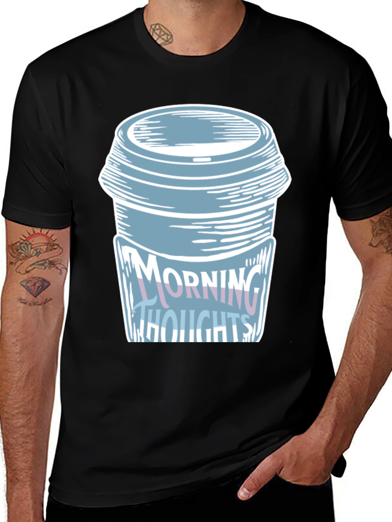 Camiseta Negra con Diseño de Taza de Café