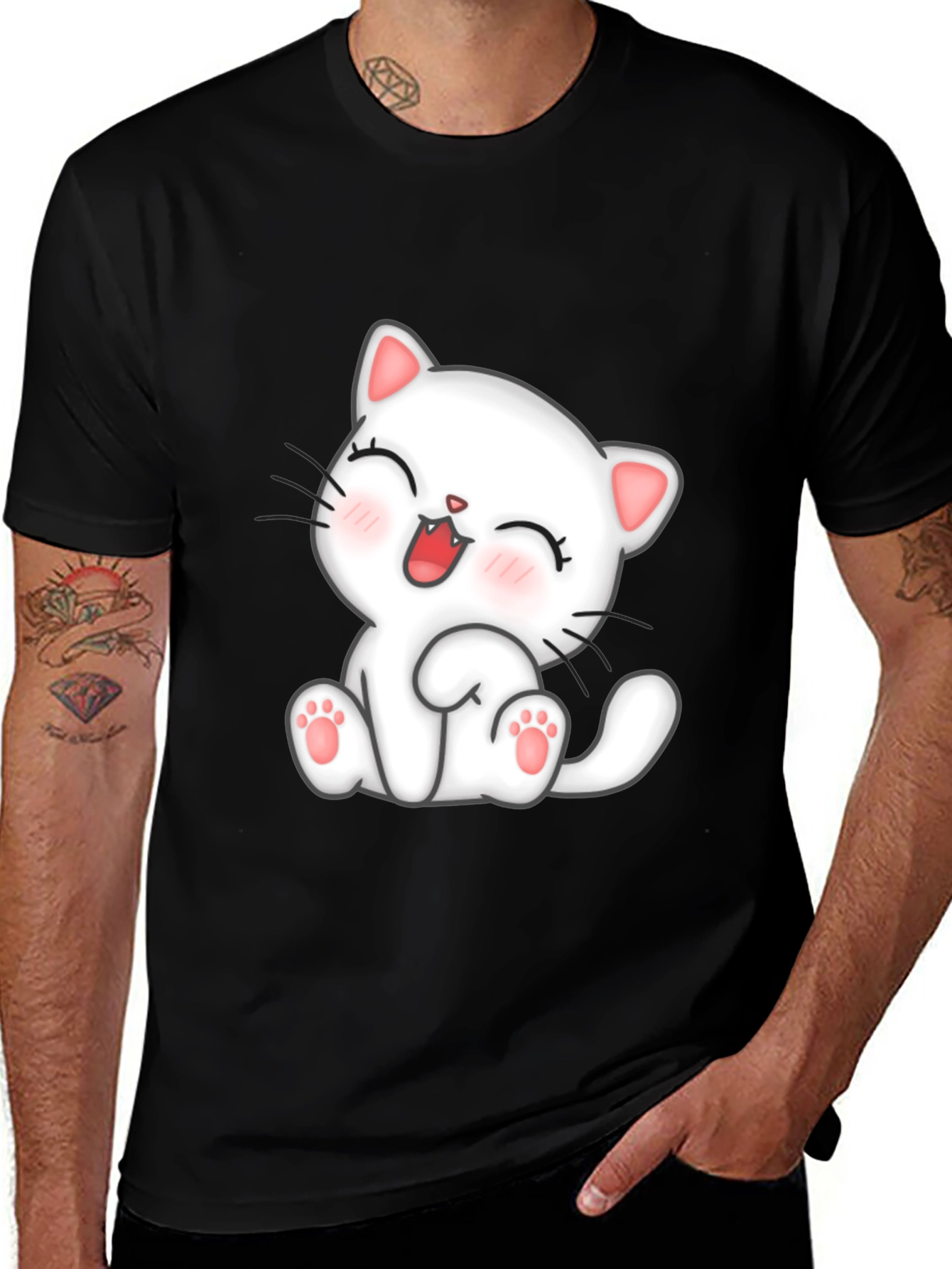 Camiseta Negra con Diseño de Gato Kawaii