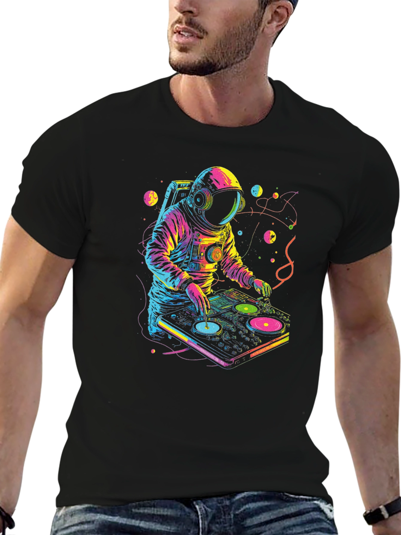Camiseta Negra Astronauta DJ Espacial