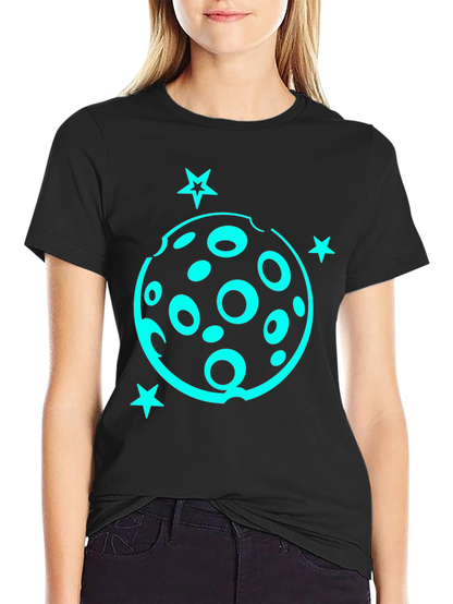 Camiseta Negra con Diseño Lunar y Estrellas Turquesa