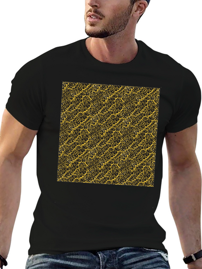 Camiseta Negra Estampado Dorado Elegante