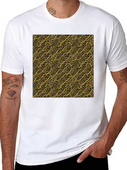 Camiseta Negra Estampado Dorado Elegante