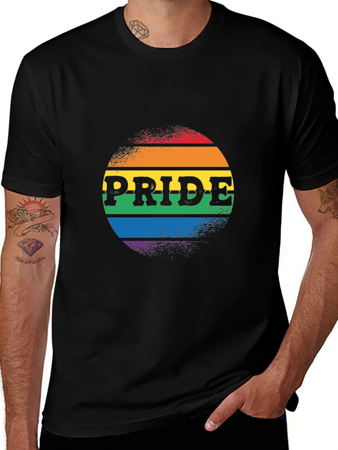 Camiseta Negra Orgullo LGBTQ+ Diseño Circular