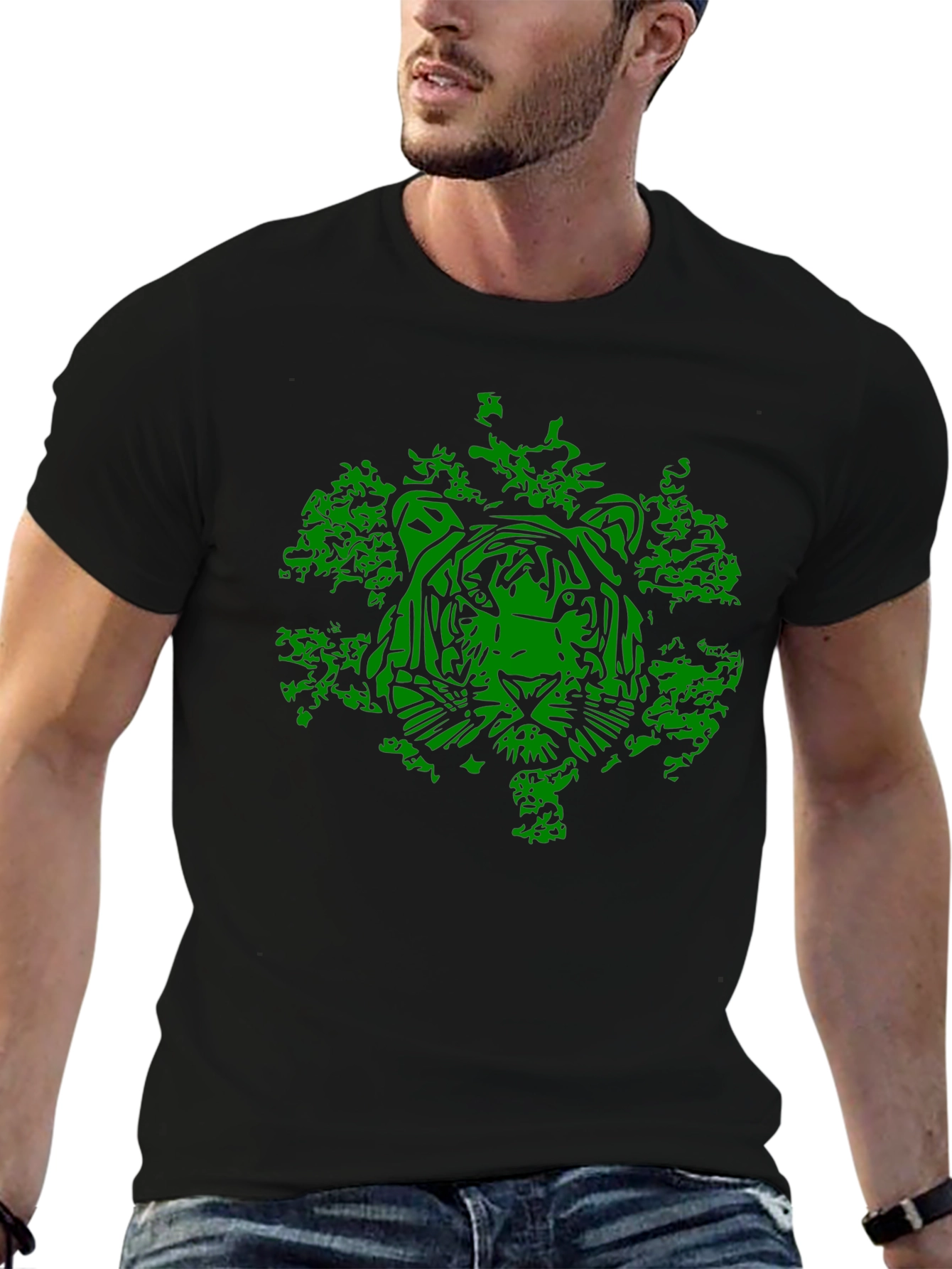 Camiseta Negra con Diseño de Tigre Verde