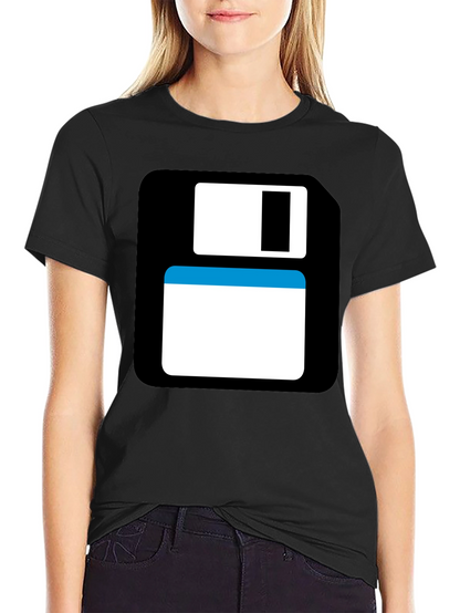 Camiseta Negra con Diseño Disquete Retro