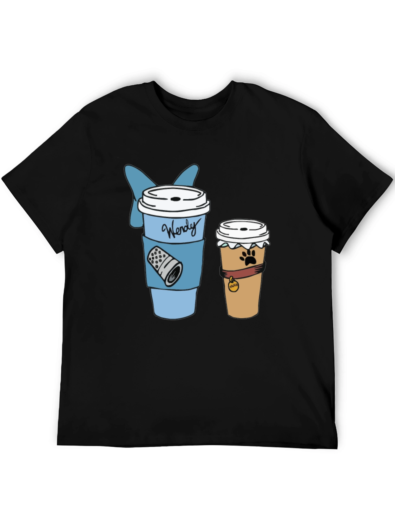 Camiseta Negra con Diseño de Café Wendy y Mascotas