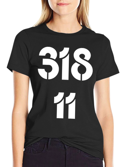 Camiseta Negra Estampada con Números 318 y 11