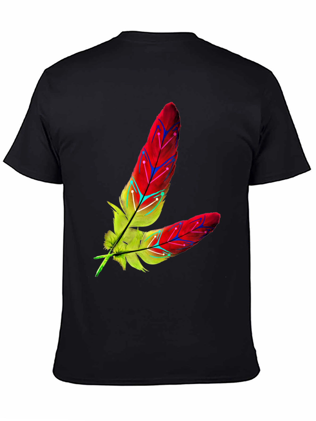 Camiseta Negra con Diseño de Plumas Abstractas