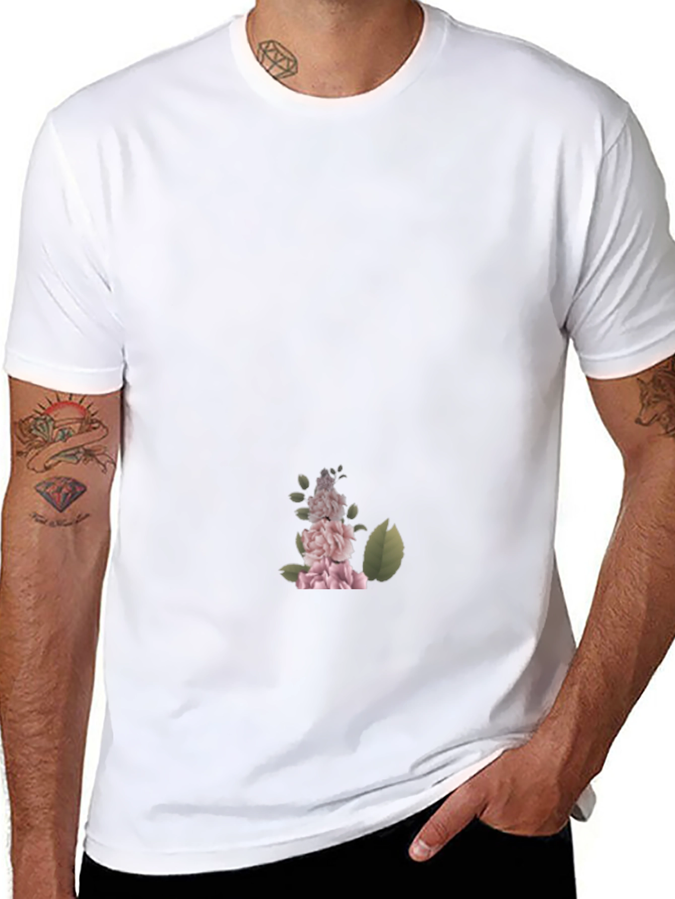 Camiseta Negra con Diseño Floral Elegante para Hombre
