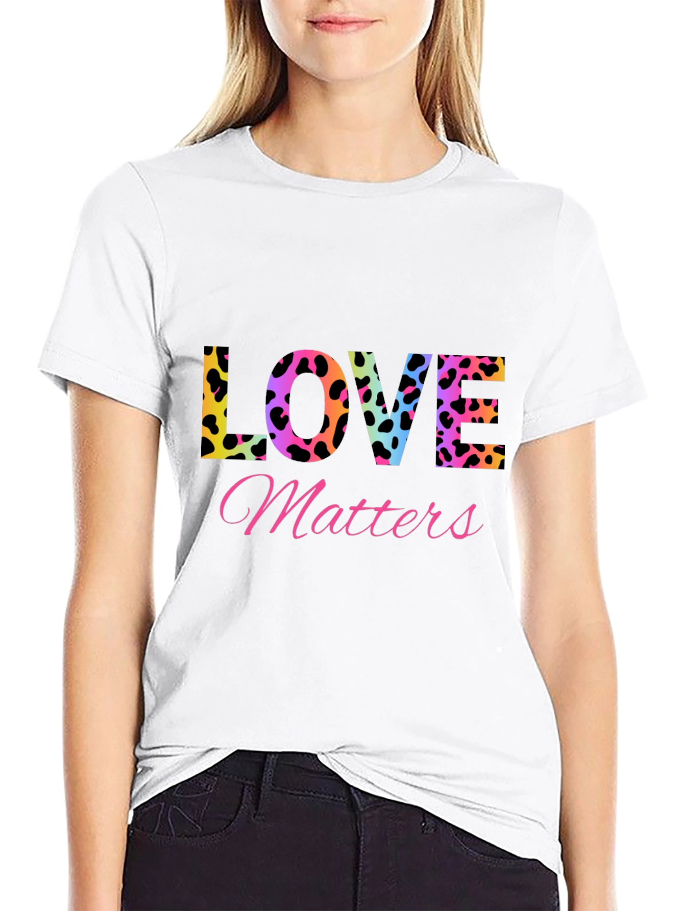 Camiseta Negra Love Matters Estampado Leopardo