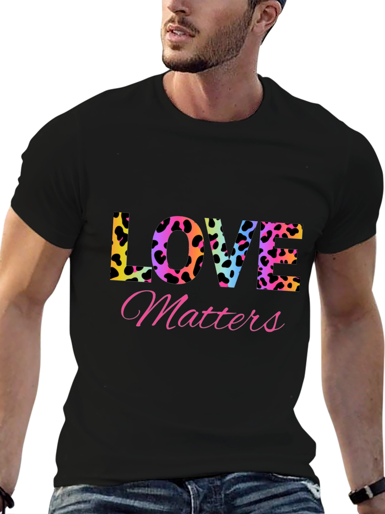 Camiseta Negra Love Matters Estampado Leopardo