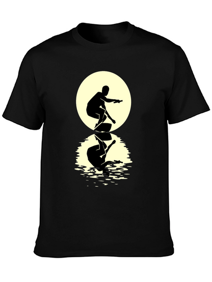 Camiseta Negra Hombre: Silueta Surfista Reflejo Lunar