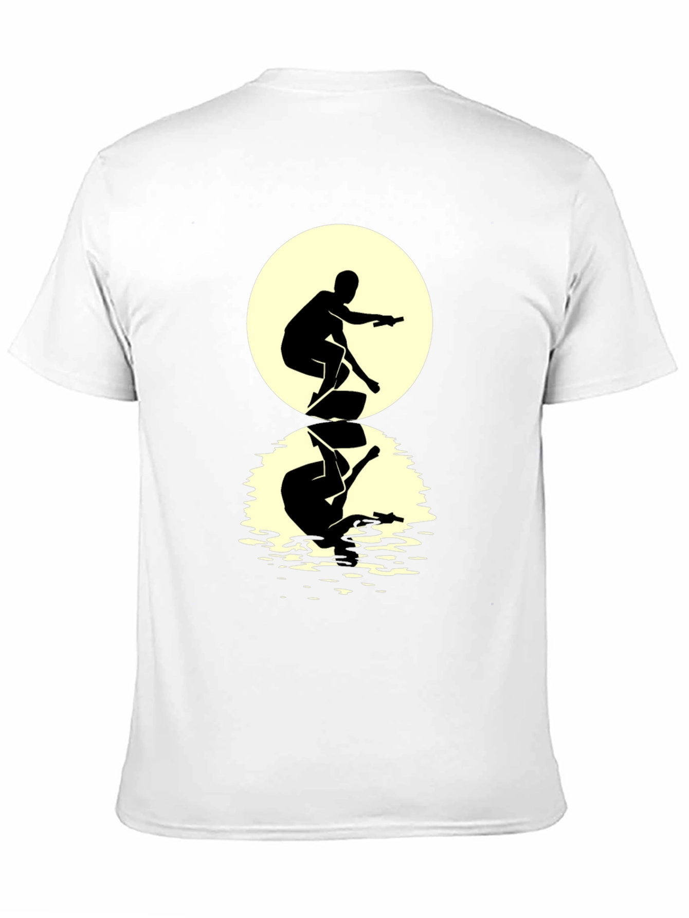 Camiseta Negra Hombre: Silueta Surfista Reflejo Lunar