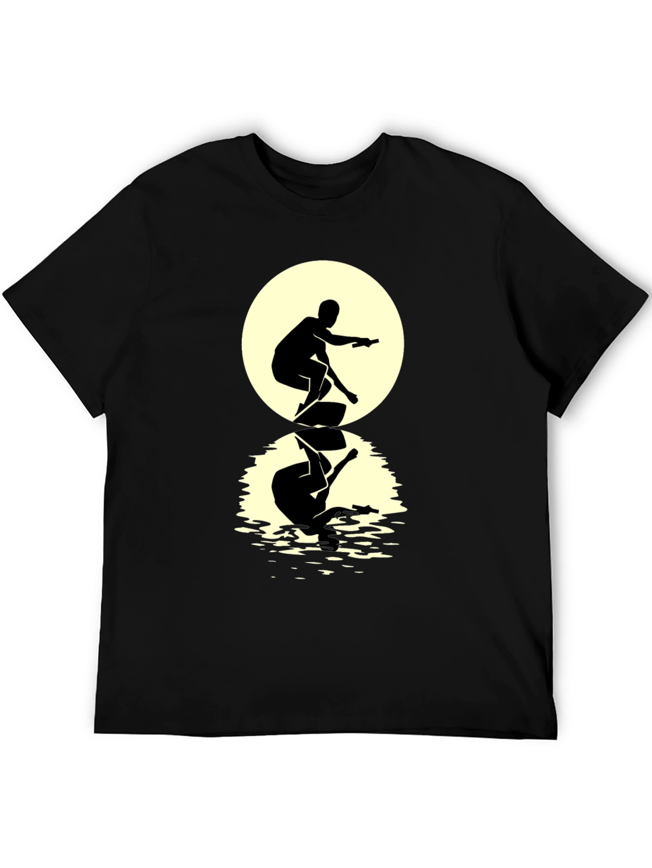 Camiseta Negra Hombre: Silueta Surfista Reflejo Lunar