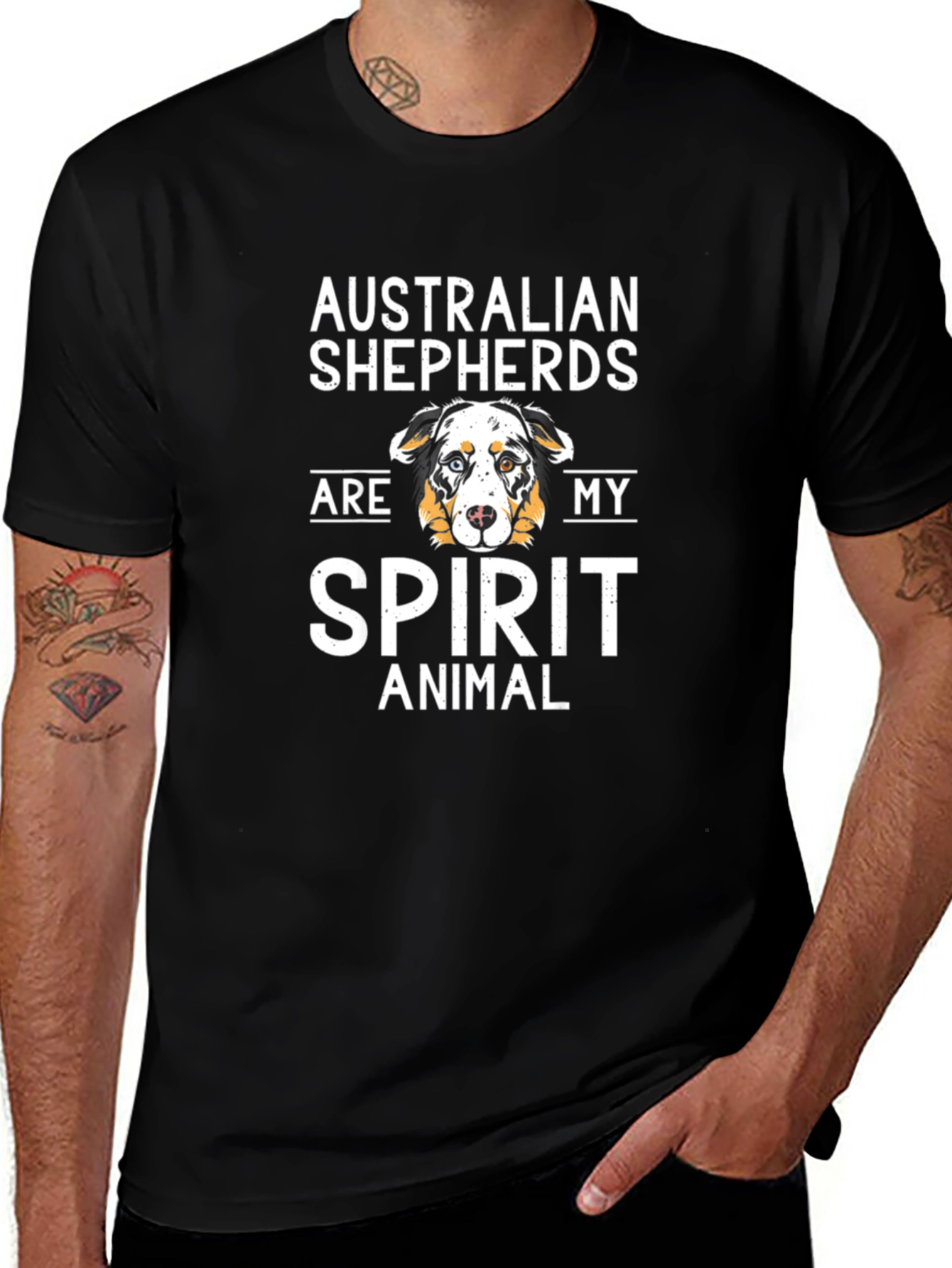 Camiseta Negra con Diseño de Pastor Australiano
