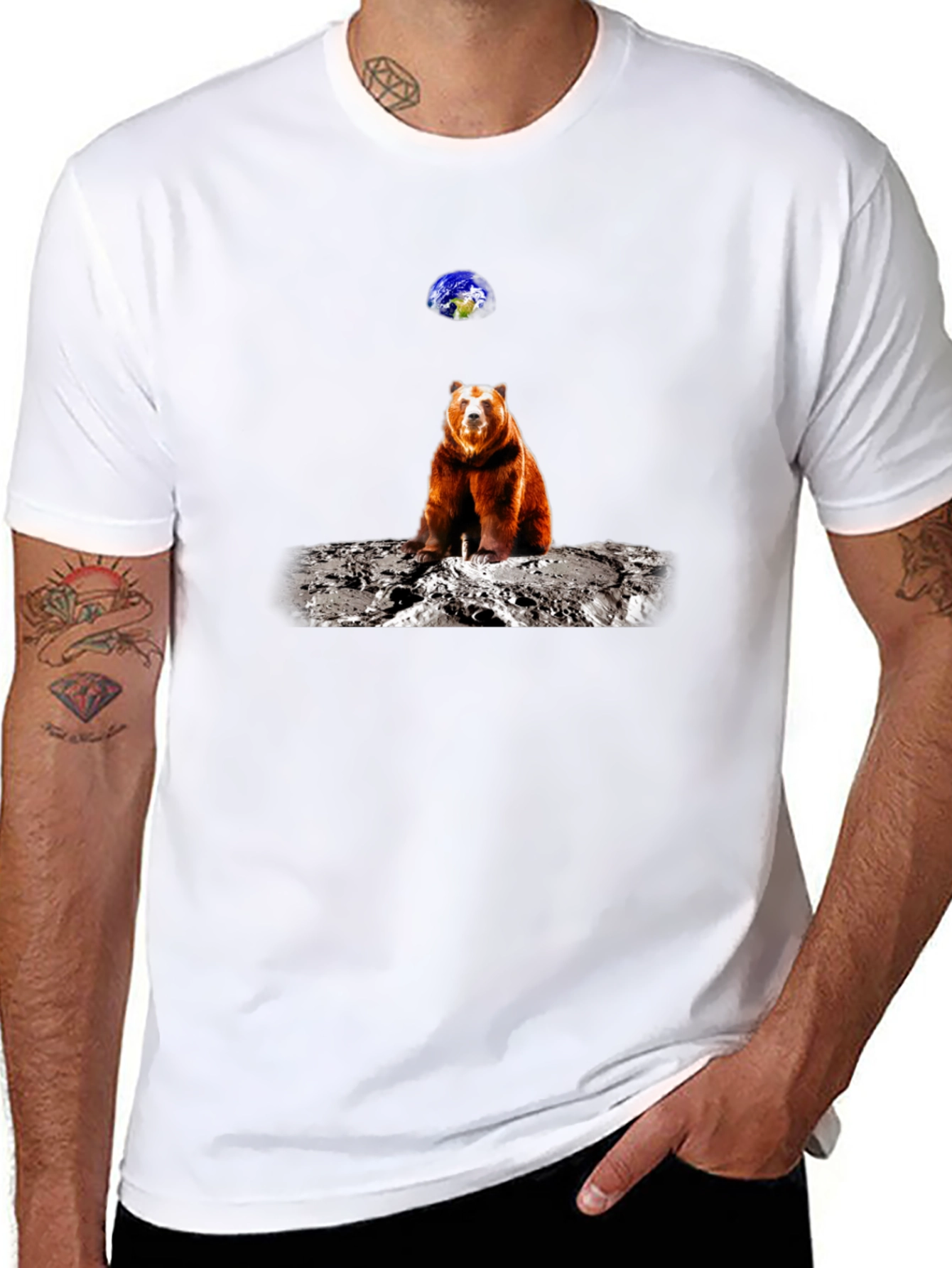 Camiseta Negra con Diseño de Oso en la Luna
