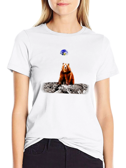 Camiseta Negra con Diseño de Oso en la Luna