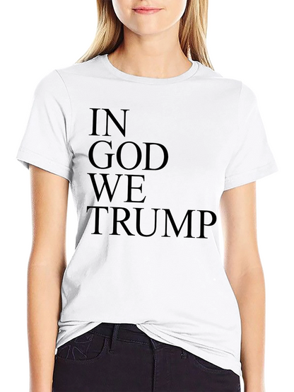 Camiseta Negra: In God We Trump