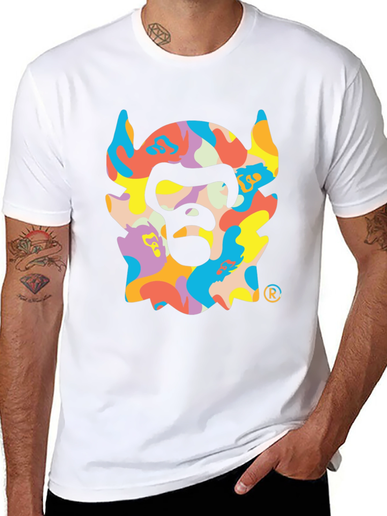 Camiseta Negra con Estampado de Gorila Abstracto
