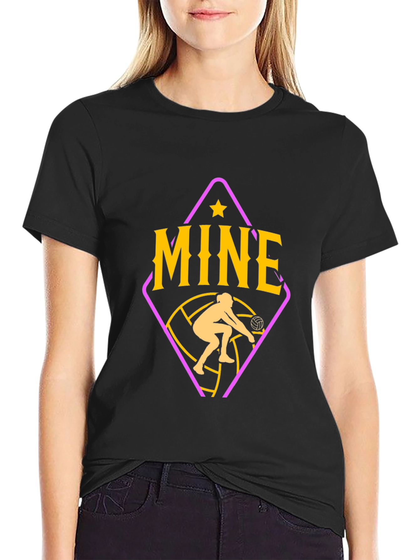 Camiseta Negra con Diseño de Voleibol Mine