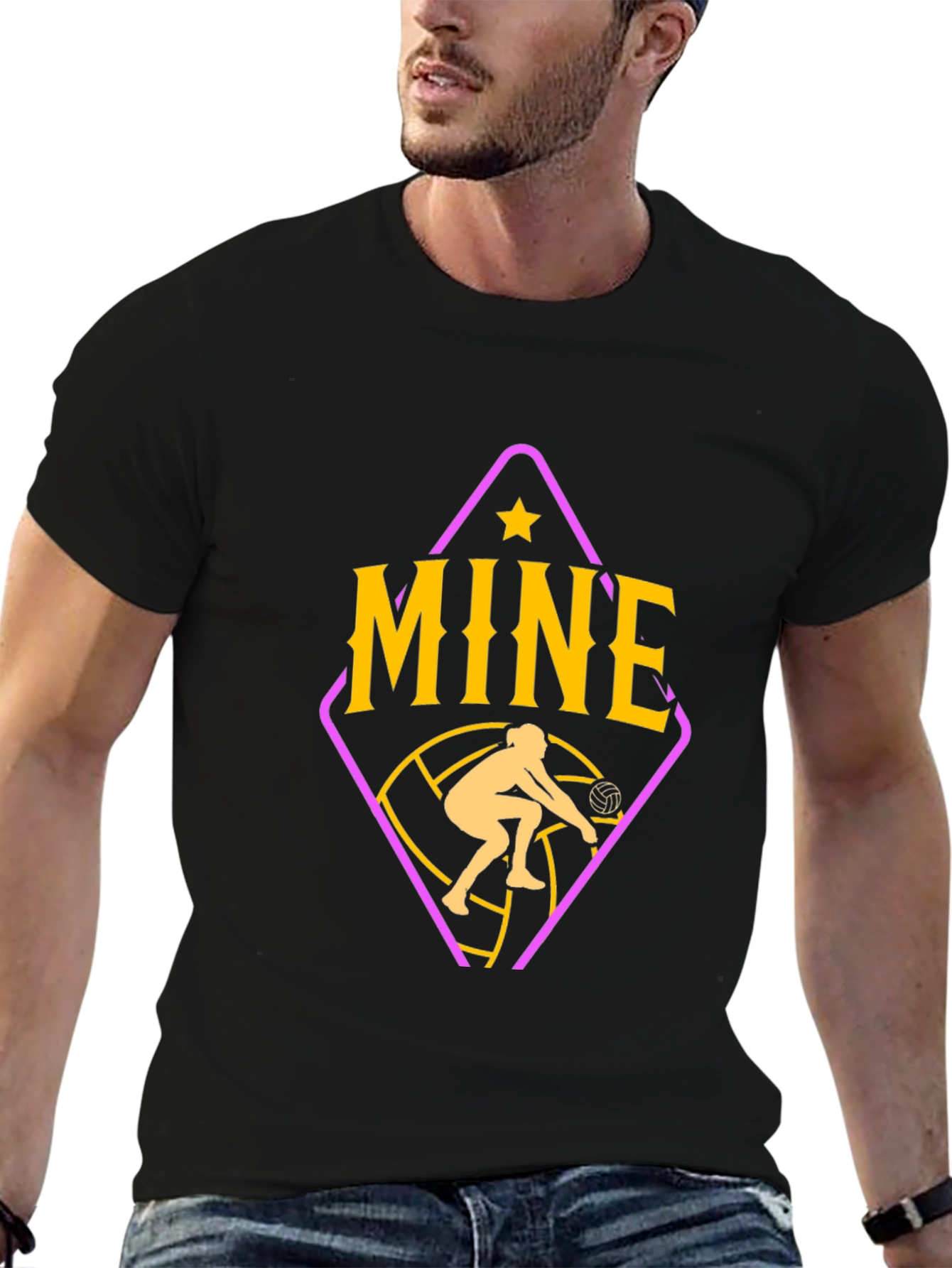 Camiseta Negra con Diseño de Voleibol Mine