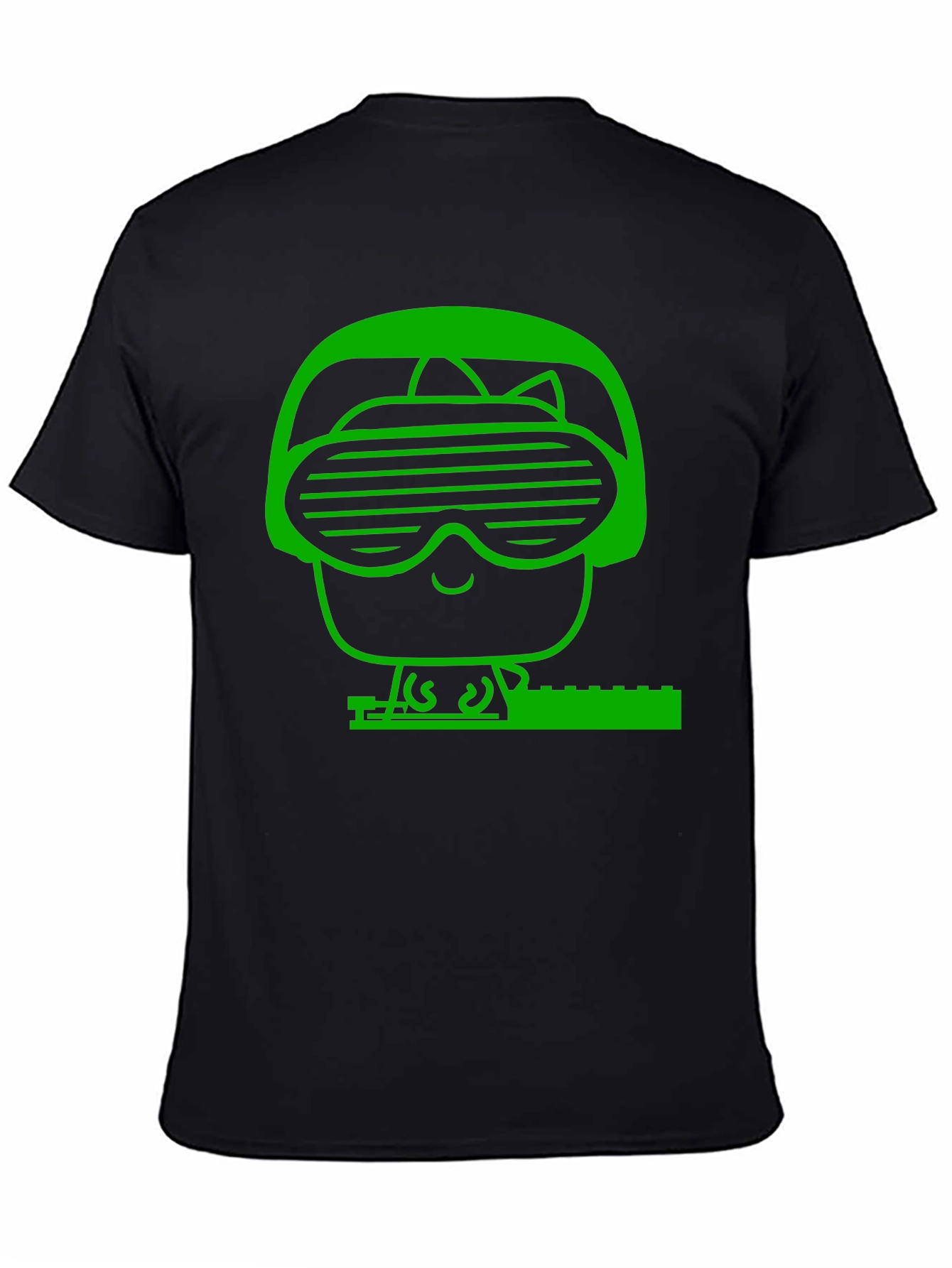 Camiseta Negra con Diseño Gráfico Verde Neon