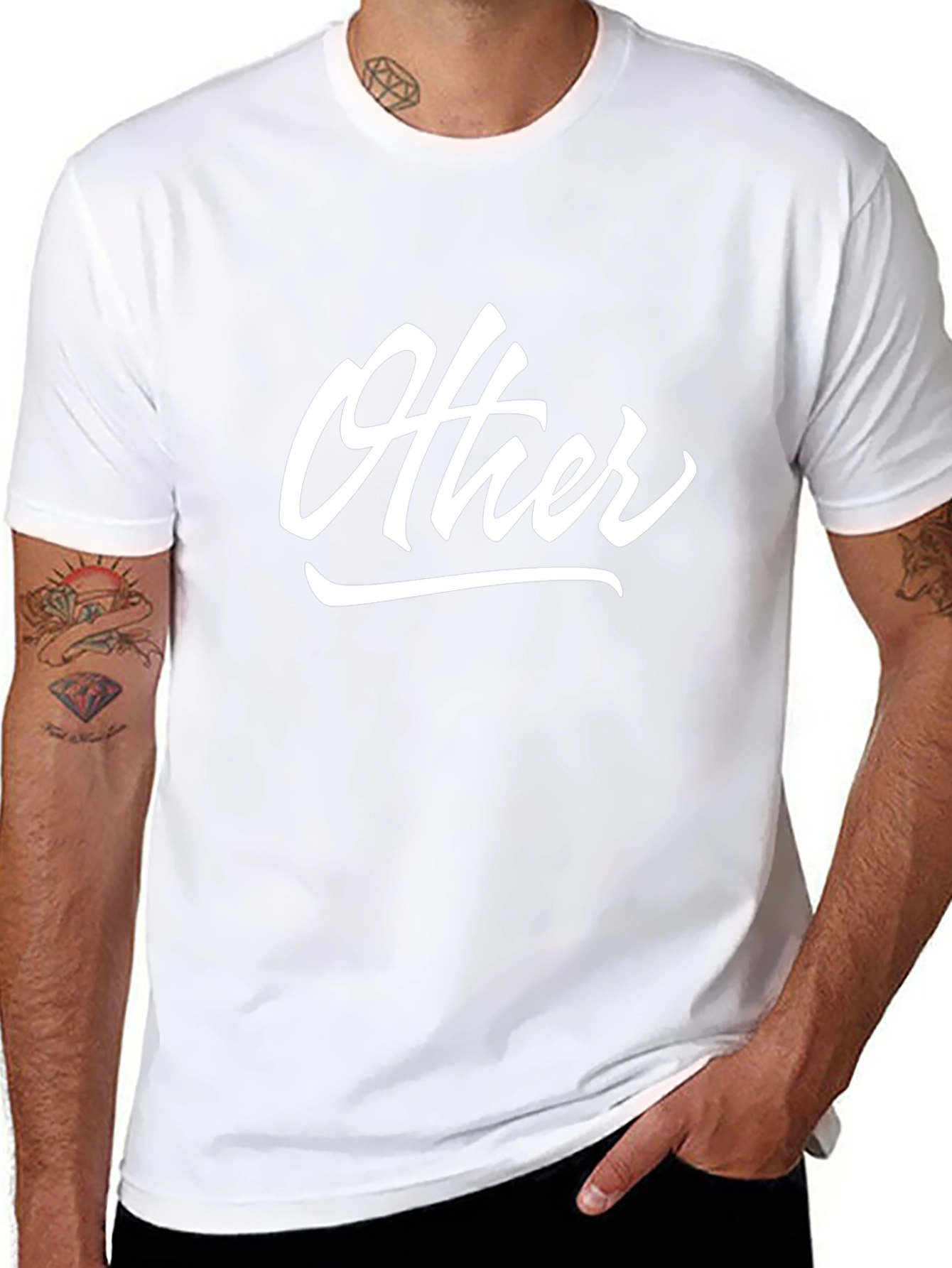 Camiseta Negra con Texto Other en Blanco